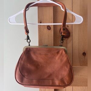 Wanderer Travel Co Tan Leather Le Marais Purse